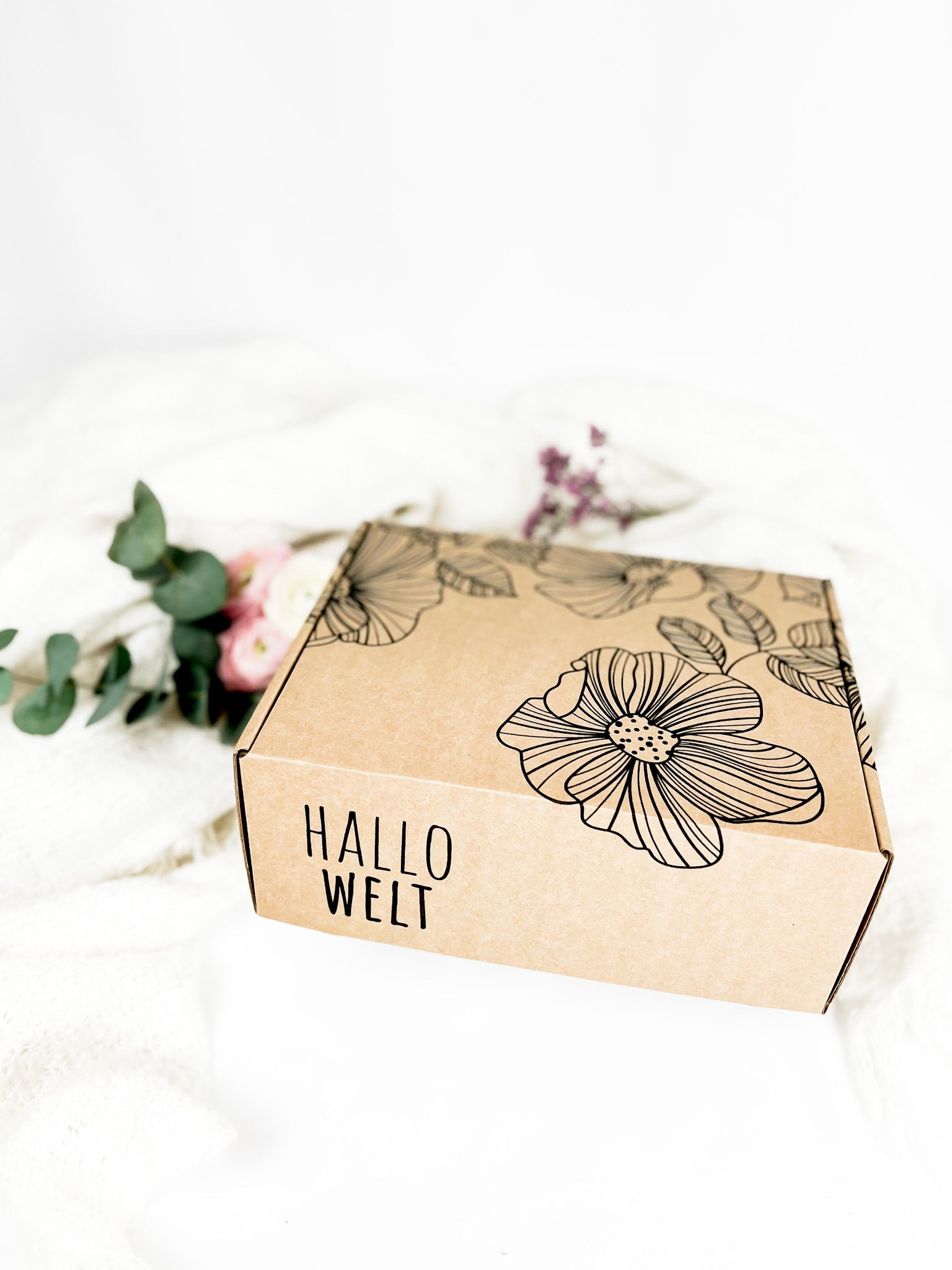 Hallo Welt! „Glücklich“ Baby Box - Natur - fabelhaftly.de